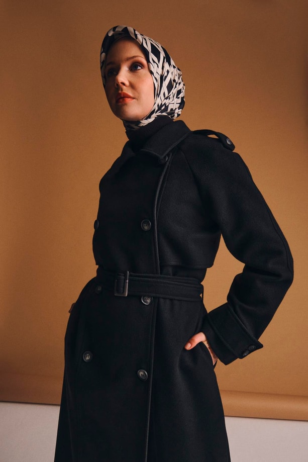 Armine  Seyyar Apoletli Tam Kruvaze Manto 23K8613 Siyah