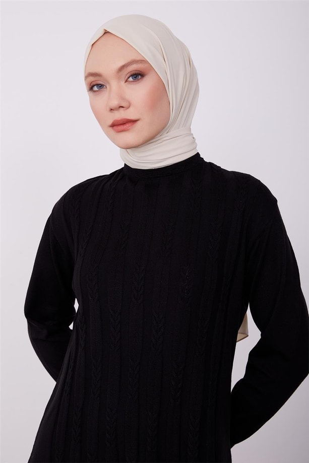 Armine Kazak 23KD9004 Siyah