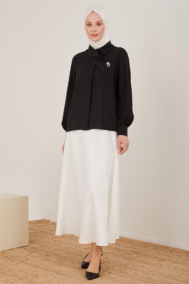 Armine Yakası Asimetrik Gömlek 22K3234 Siyah