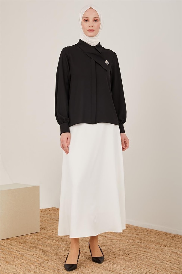 Armine Yakası Asimetrik Gömlek 22K3234 Siyah