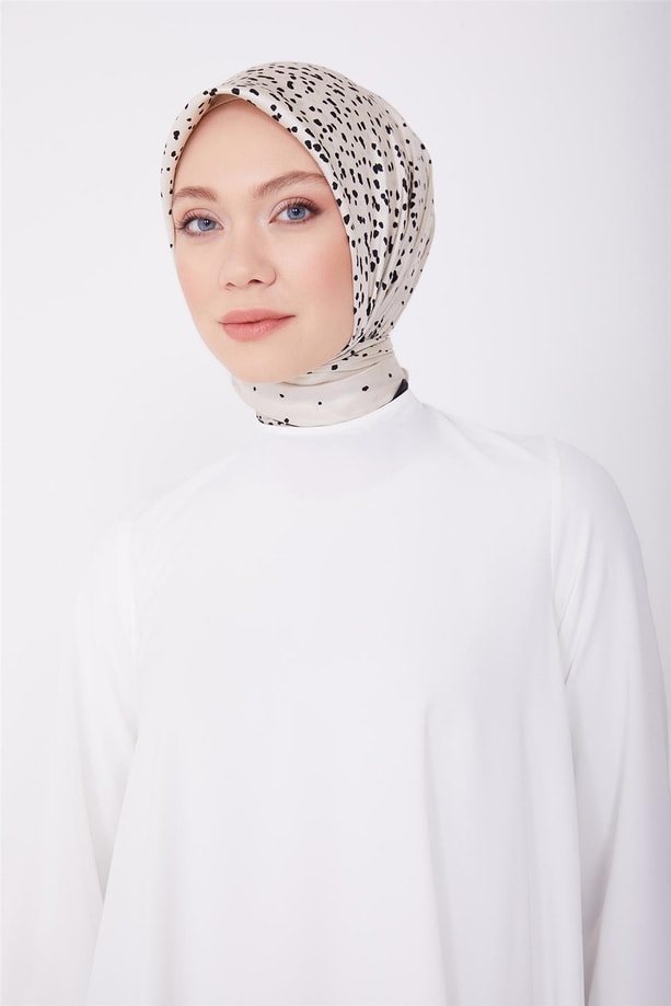 Armine Kolunda Bilezik Ve Şifon Detayı Olan Bluz 23Y3301 Ekru