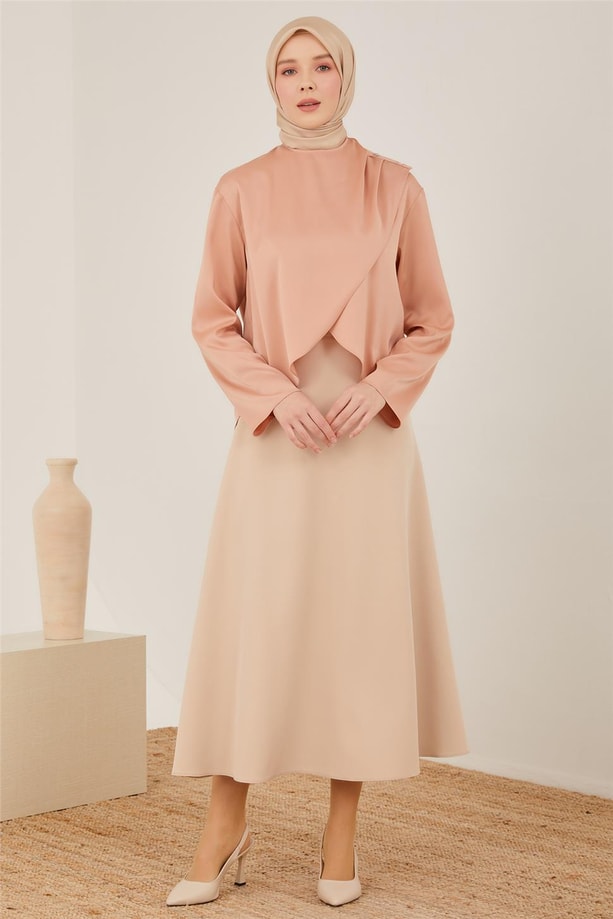 Armine Omzu Taş Düğme Detaylı Bluz 23Y3307 Latte