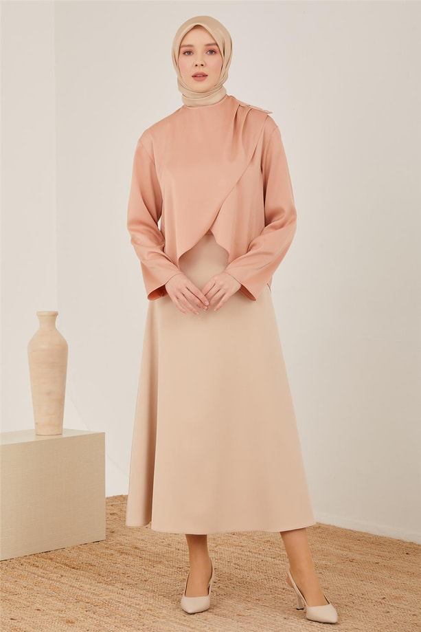 Armine Omzu Taş Düğme Detaylı Bluz 23Y3307 Latte