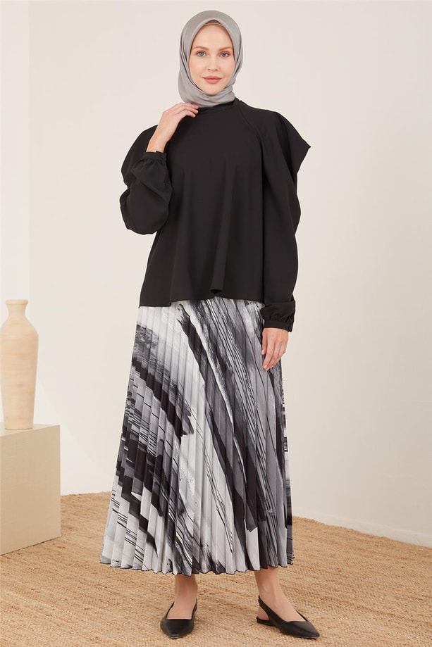 Armine Omuz Drapeli Saten Bluz 23Y3310 Siyah