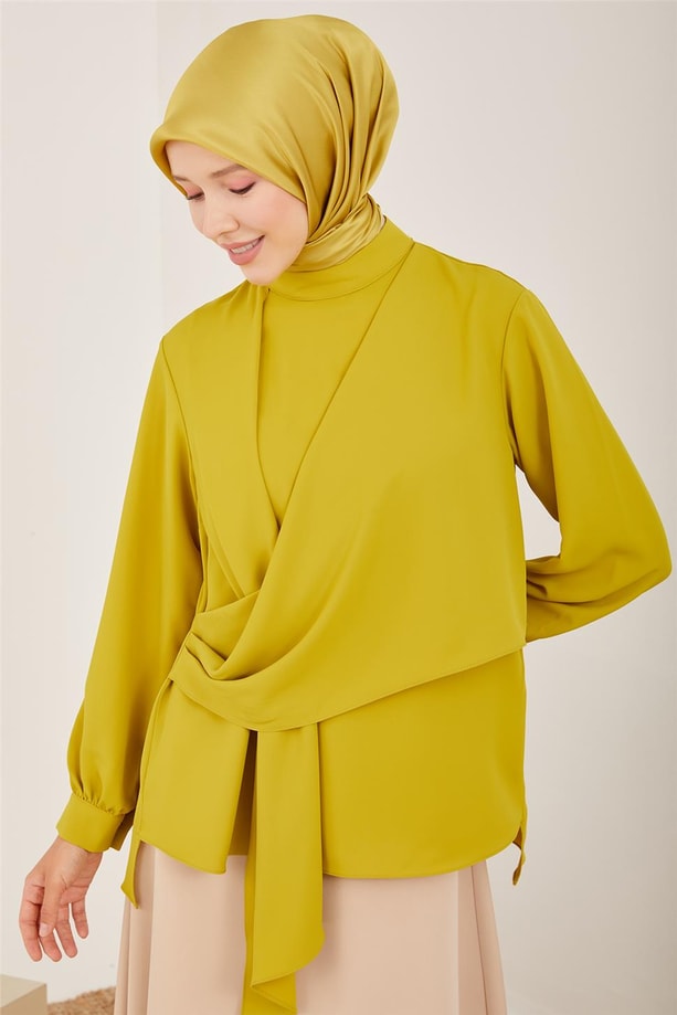 Armine Dropeli Asimetrik Bluz 23Y3328 Fıstık Yeşili