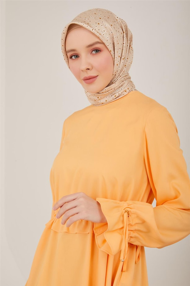 Armine Beli ve Kolu Büzülebilen Bluz 23Y3339 Mango