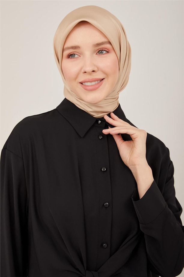Armine Önde Ve Arkada Bağlanabilen Kuşaklı Tunik 23Y4412 Siyah