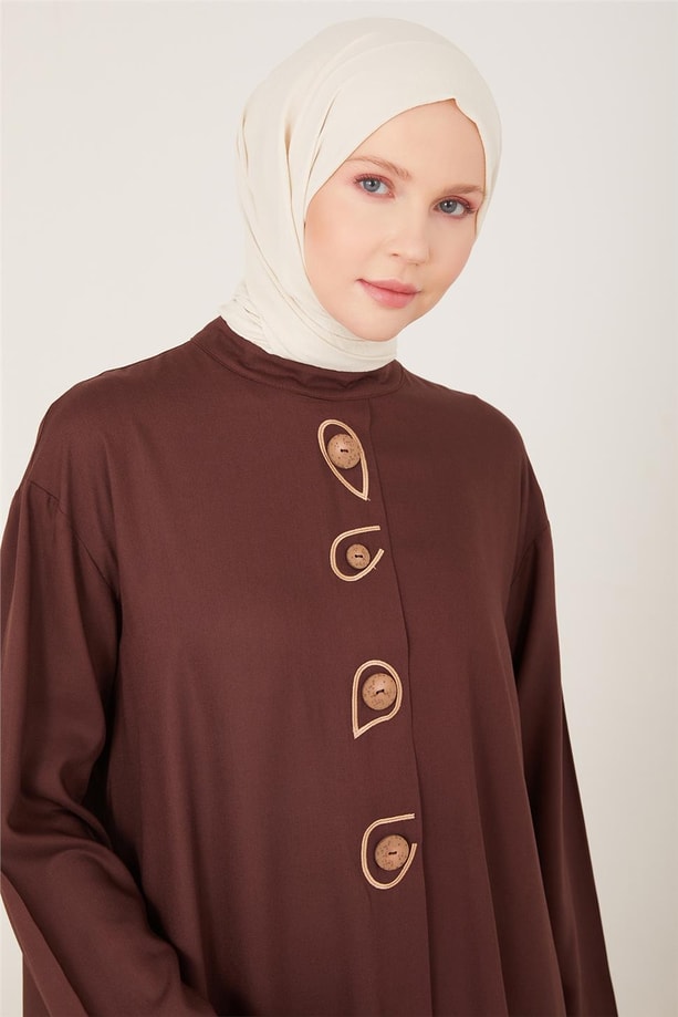 Armine Renkli Düğmeli Naturel Tunik 23Y4425 Kahverengi