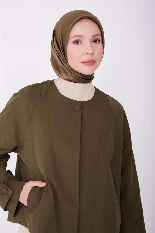 Armine Arakası Uzun Gabardin Ceket 23Y5205 Haki