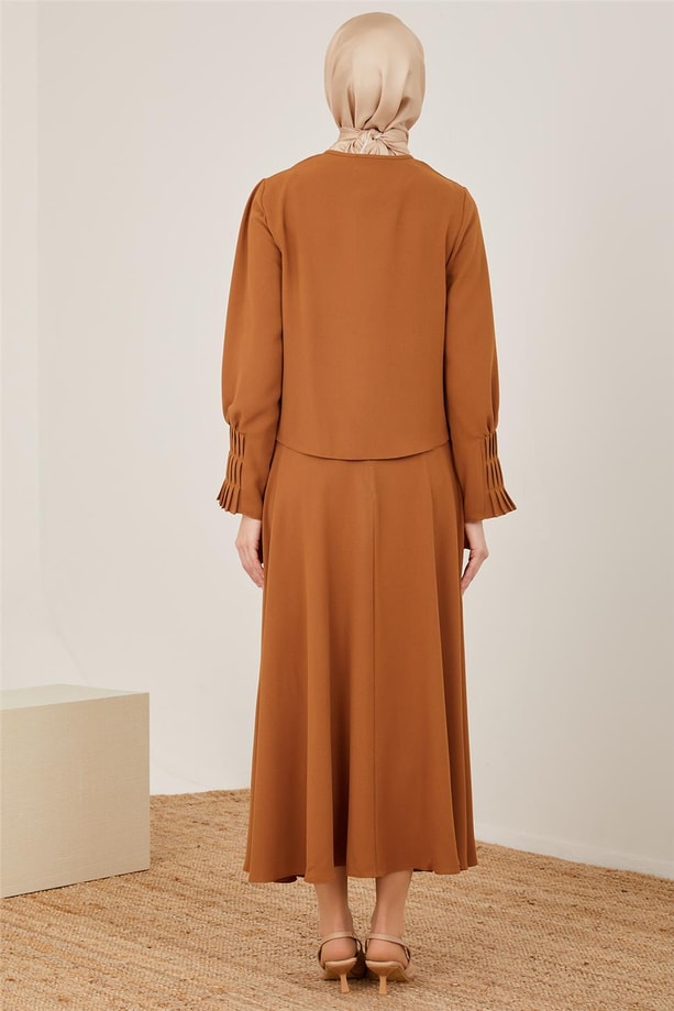 Armine Kolu Pileli Etekli Takım 23Y6536 Çikolata