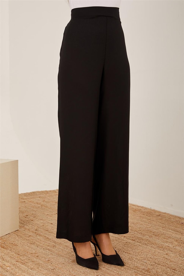 Armine Pile Detaylı Pantolonlu Yelekli Takım 23Y6630 Siyah