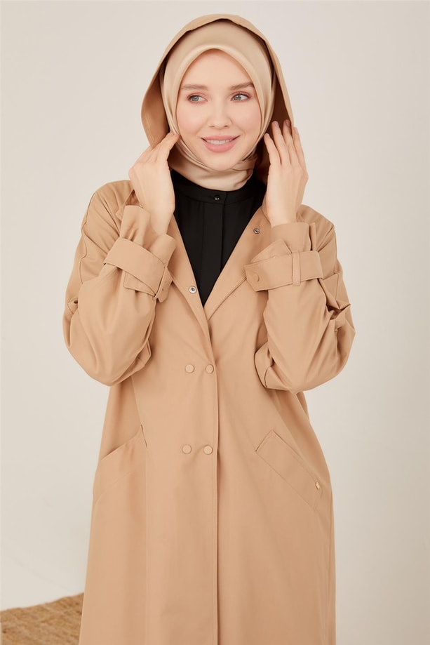Armine Yırtmacı Çıtçıtlı Uzun Kap 23Y7017 Camel