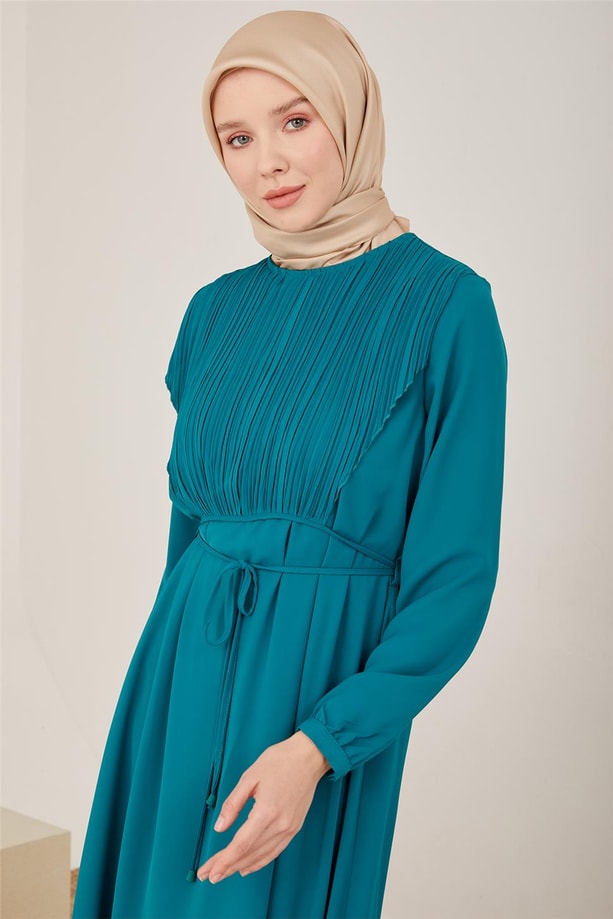 Armine Önü Şifon Aller Detaylı Belden Bağlamalı Elbise 22K9517 Nefti