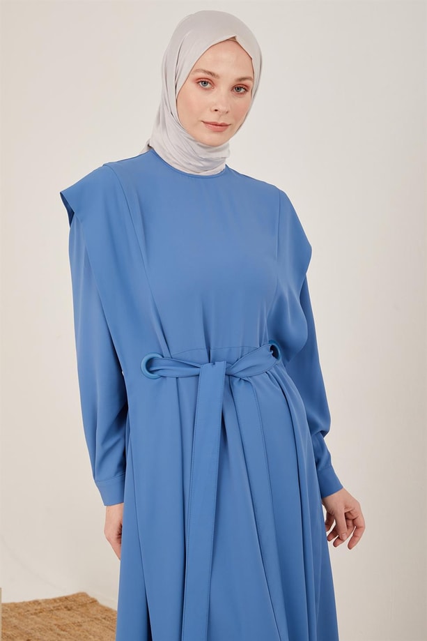 Armine Beli Kuşgözü Detaylı Kuşaklı Elbise 23Y9608 Marine