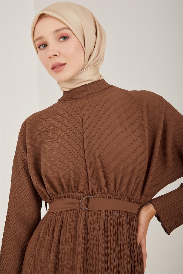 Armine Verev Piliseli Elbise 23Y9626 Çikolata