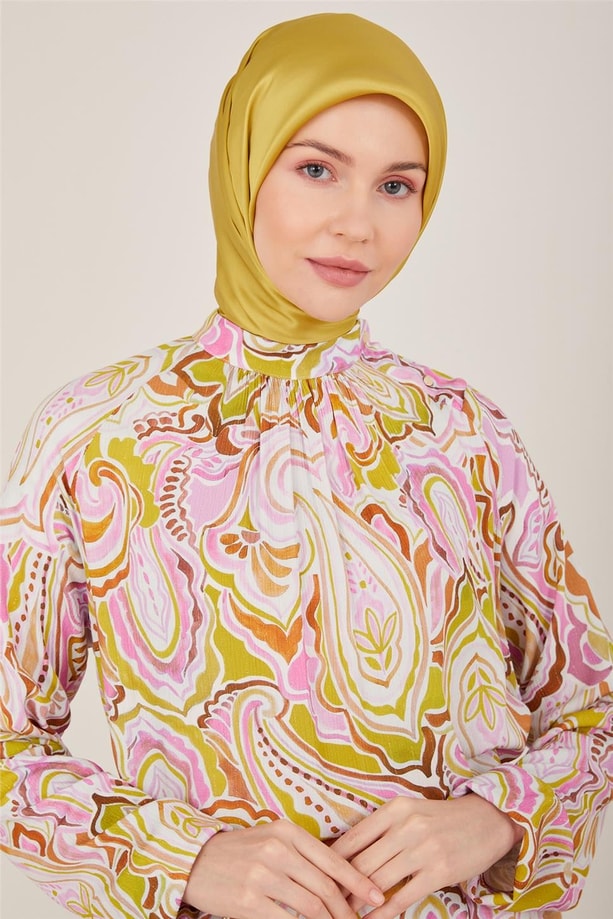 Armine Sim Detaylı Yakası Düğmeli Viskon Elbise 23Y9638 Pembe