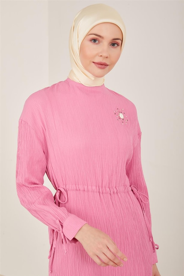 Armine İşlemeli Ve Gofretli Beli Ayarlanabilir Elbise 23Y9659 Şeker Pembe