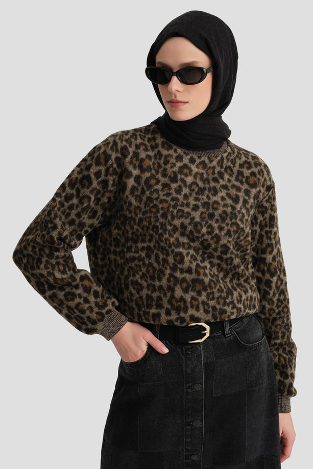 Armine Leopar Desen Örmek Kazak 24K3636 Kahverengi