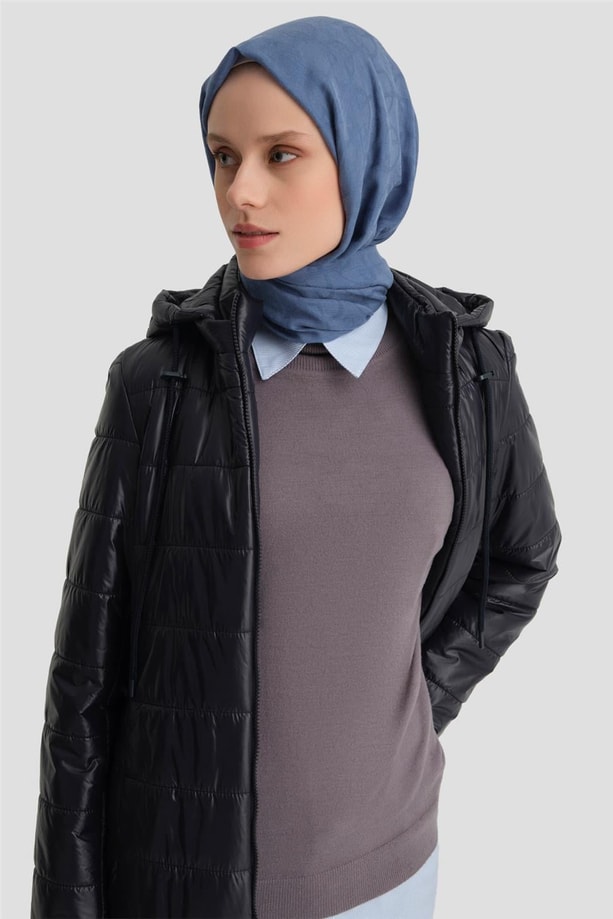 Armine Kapişonlu Uzun Ray Kapitone Mont 24KD7523 Lacivert