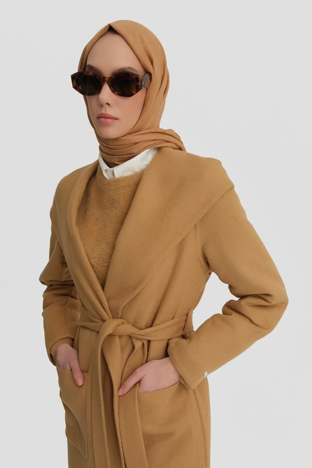 Armine Handmade Kapüşonlu Manto 24K8109 Camel