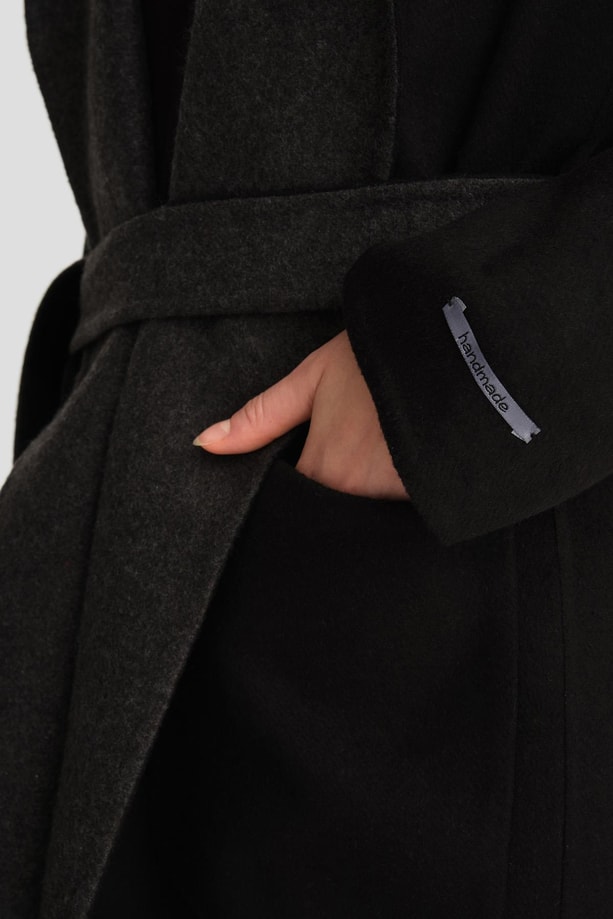 Armine Handmade Kapüşonlu Manto 24K8109 Siyah