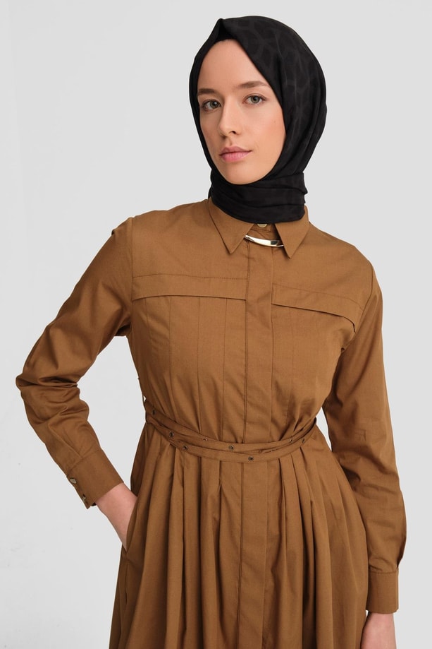 Armine Çapraz Kemerli Pamuk Elbise 24K9903 Taba