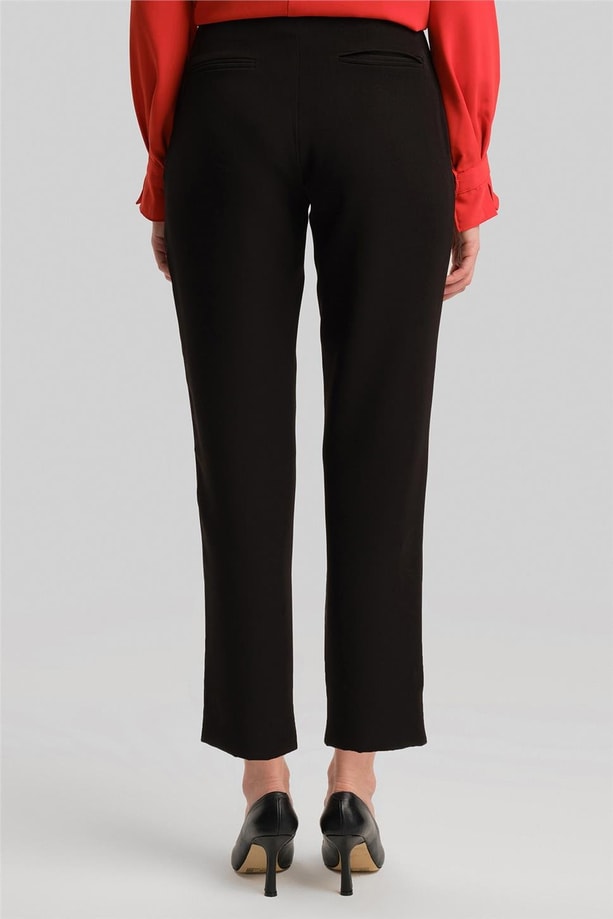 Armine Pantolon 24Y2435 Siyah