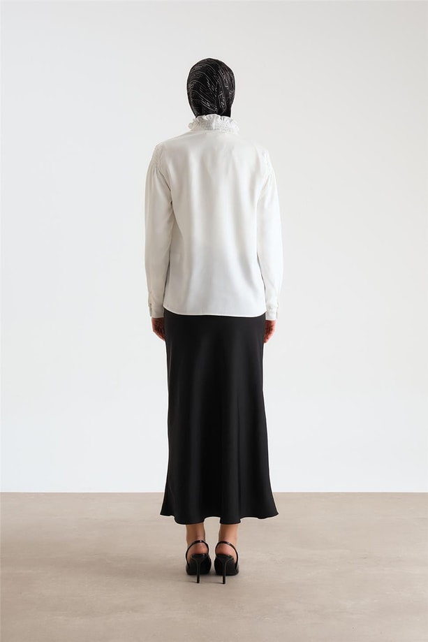 Armine Yakası Büzgülü Saten Gömlek 24Y3504 Ekru