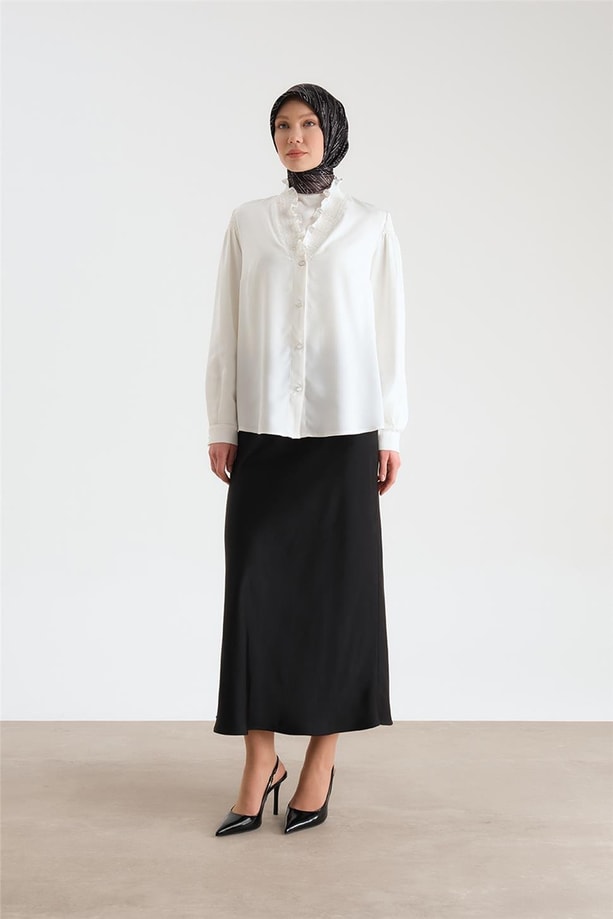 Armine Yakası Büzgülü Saten Gömlek 24Y3504 Ekru