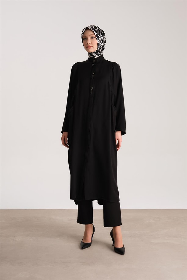 Armine Altın Aksesuarlı Oversize Abaya 24Y5501 Siyah