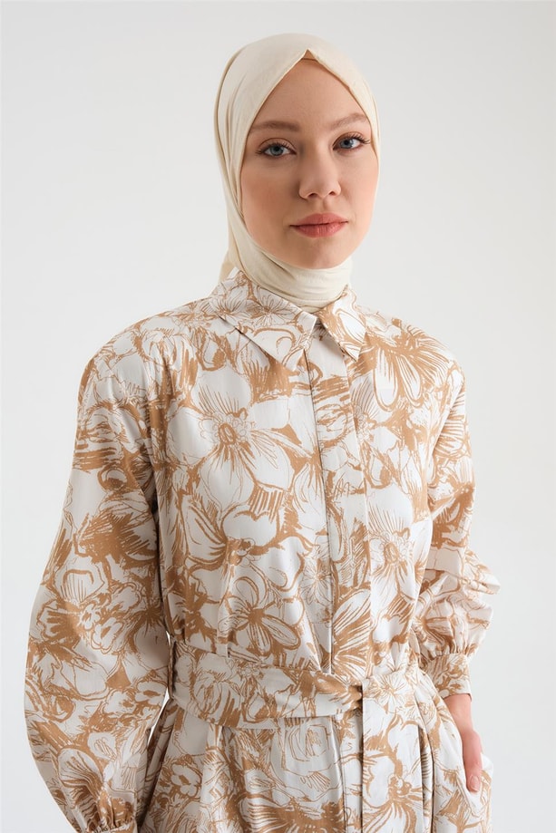 Armine Beli Bağlamalı Desenli Elbise 24Y9840 Camel