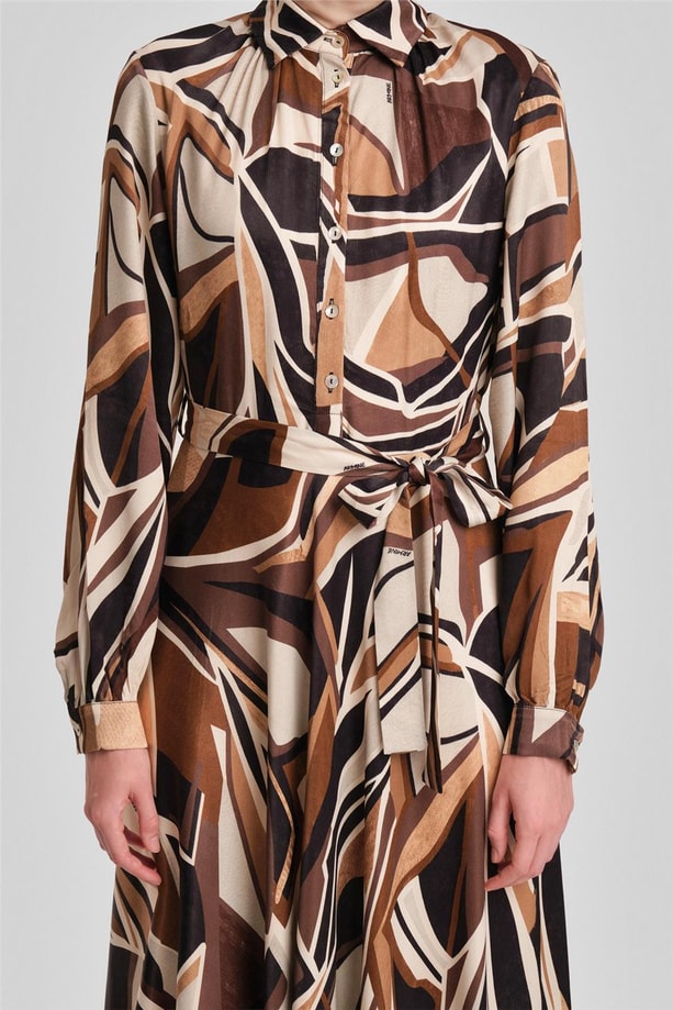 Armine Biye Detaylı Desenli Elbise 24Y9853 Kahverengi