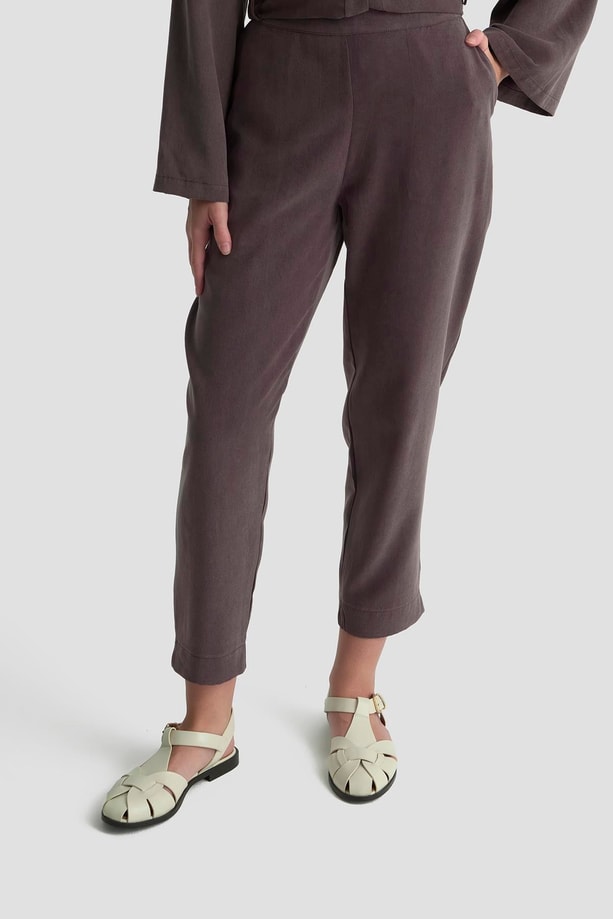 Armine Kemerli Keten Takım 25KD1104 Acı Kahve