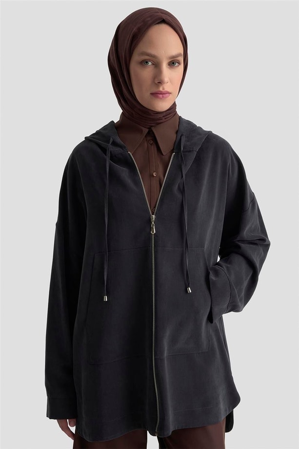 Armine Fermuar Detaylı Kapüşonlu Kap 25KD1125 Siyah