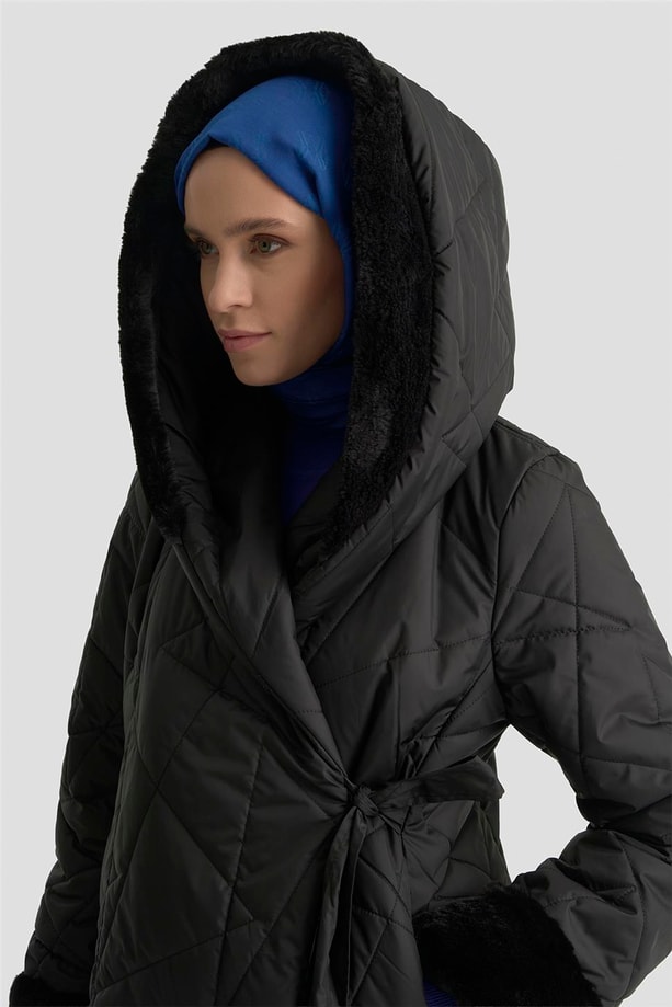 Armine Anvelop Bağlamalı Kapitone Kaban 25KD1403 Siyah