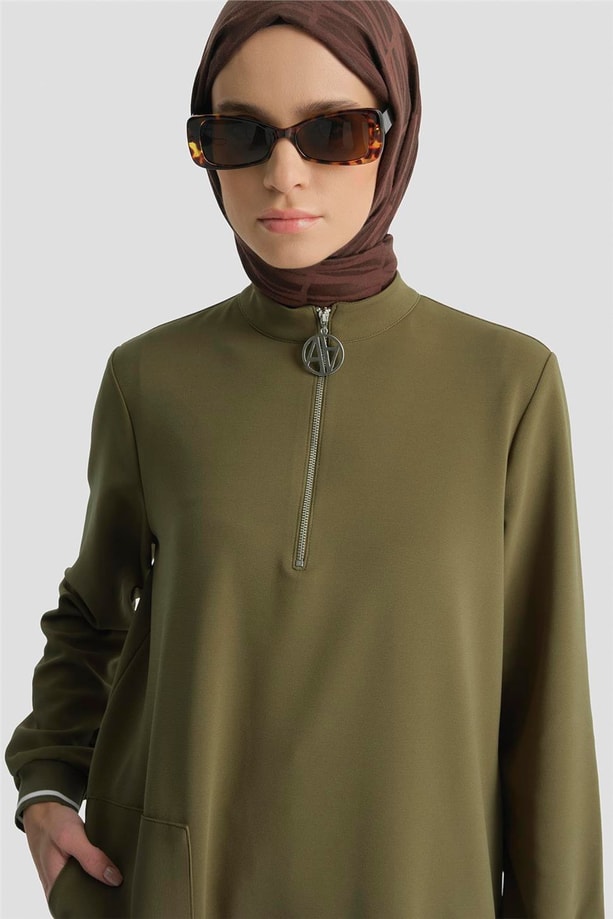 Armine Cep Detaylı Basic Tunik 25KT1453 Yağ Yeşili
