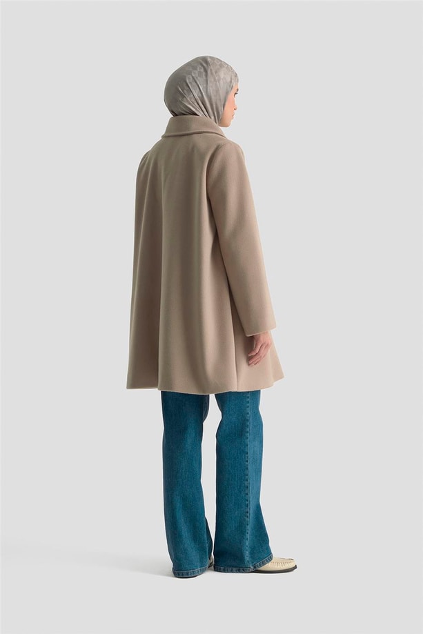 Armine Kürk Yakalı Kaban 25KD1707 Bej