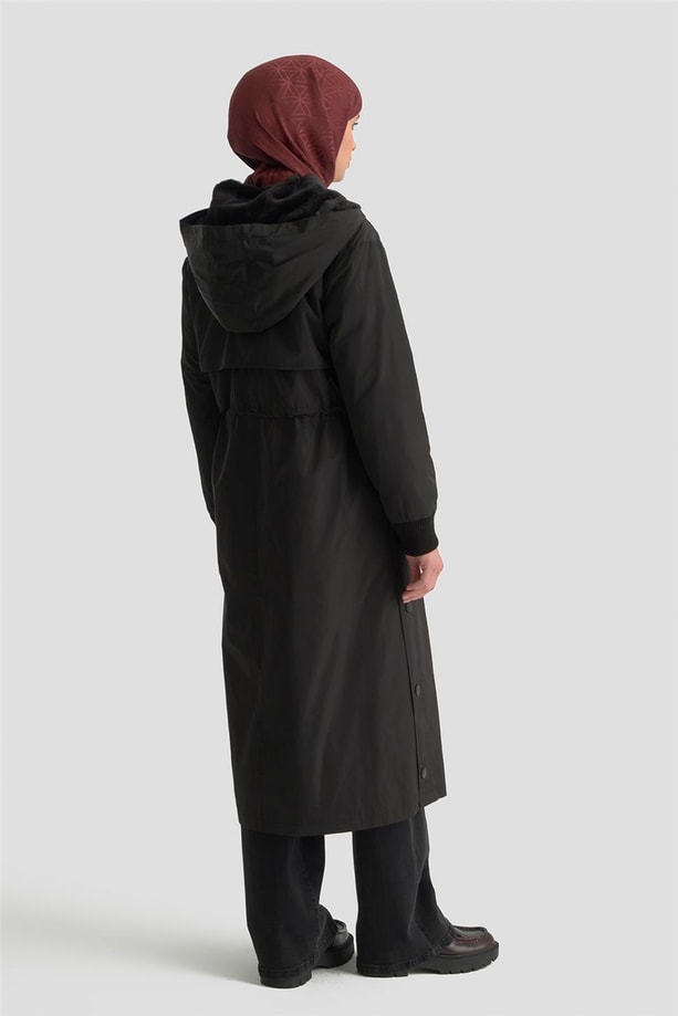 Armine Aller Detaylı Kapitone Manto 25KT1726 Siyah