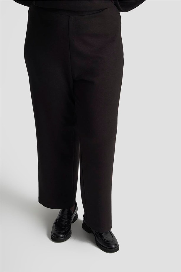 Armine Takım 25KD1911 Siyah