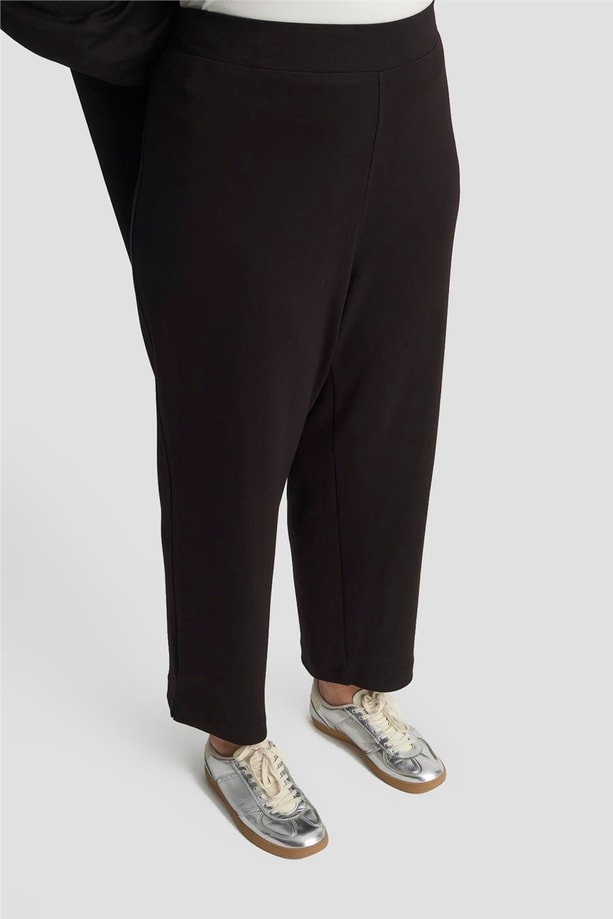 Armine Takım 25KD1922 Siyah