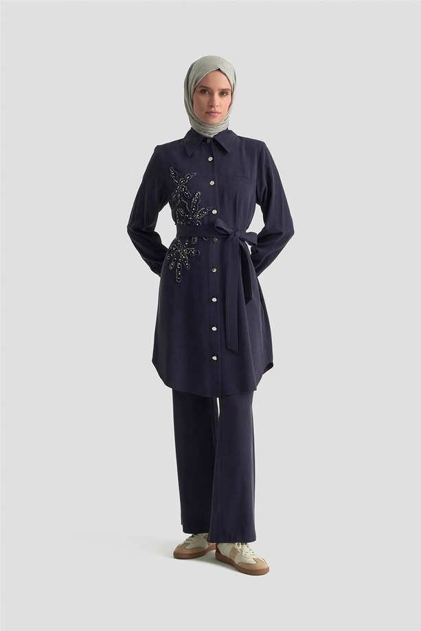 Armine Taş İşlemeli Takım 25KD2104 Lacivert