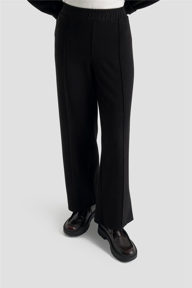 Armine Taş İşlemeli Örme Takım 25KD2804 Siyah