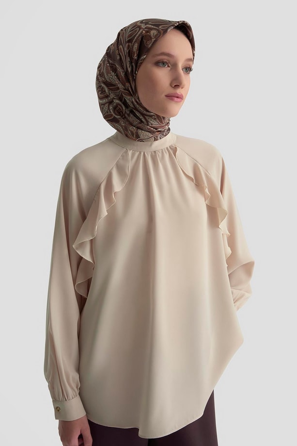Armine Yanları Fırfırlı Bluz 25K3823 Bej
