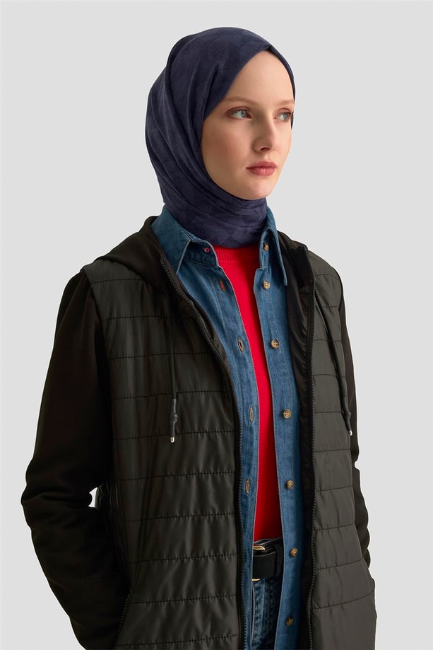Armine Kapitone Giyçık 25KT543 Siyah