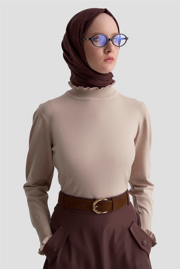 Armine Fırfır Detaylı Kazak 25KD7007 Taş