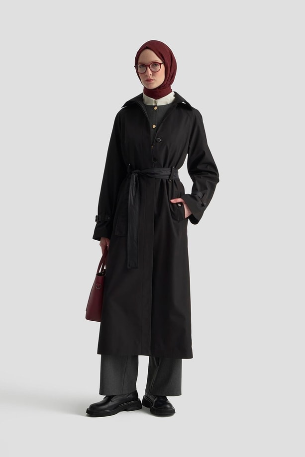 Armine Parlak Garnili Pardesü 25K8507 Siyah