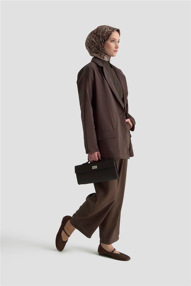 Armine Beli Lastikli Pileli Pantolon 25KD9005 Kahverengi