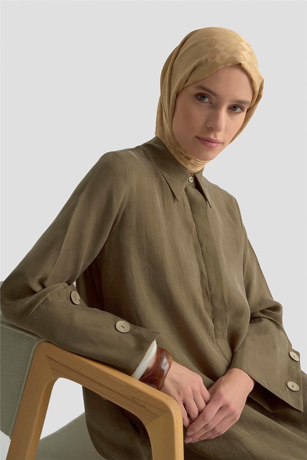 Armine Büyük Manşetli Cupra Elbise 25K9851 yağ yeşili