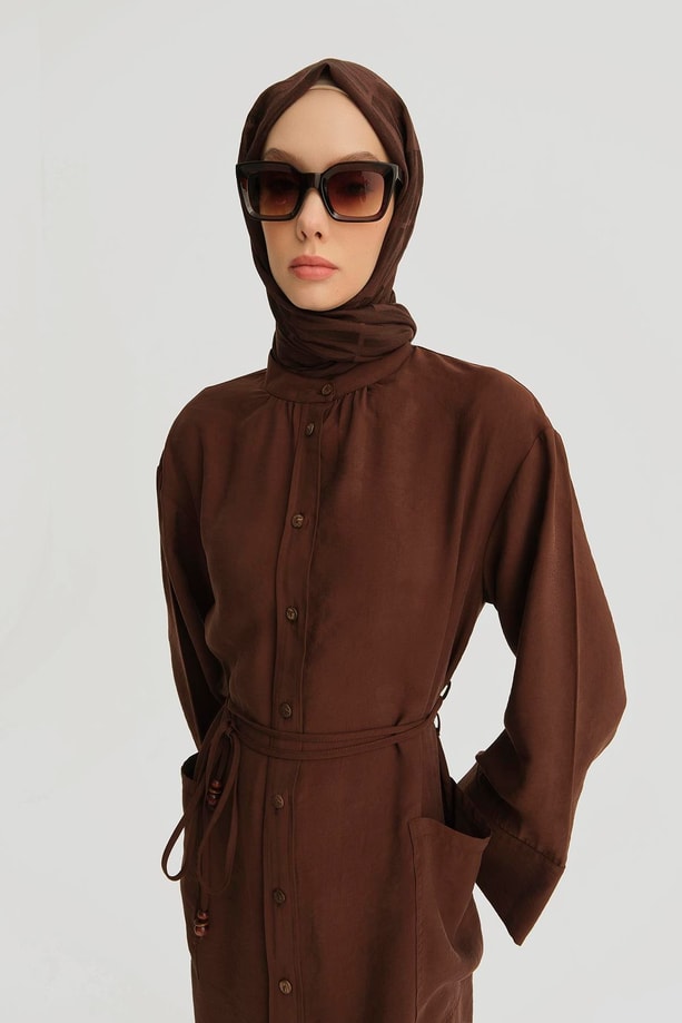 Armine Düğmeli Modal Elbise 25Y9011 Açık Kahve