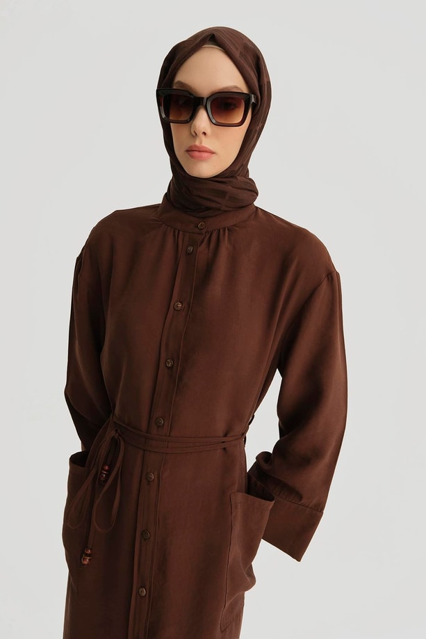 Armine Düğmeli Modal Elbise 25Y9011 Açık Kahve